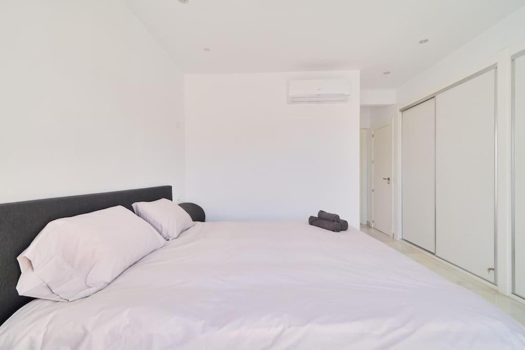 Superbe Appartement Avec Jaccuzi Marbella Esterno foto